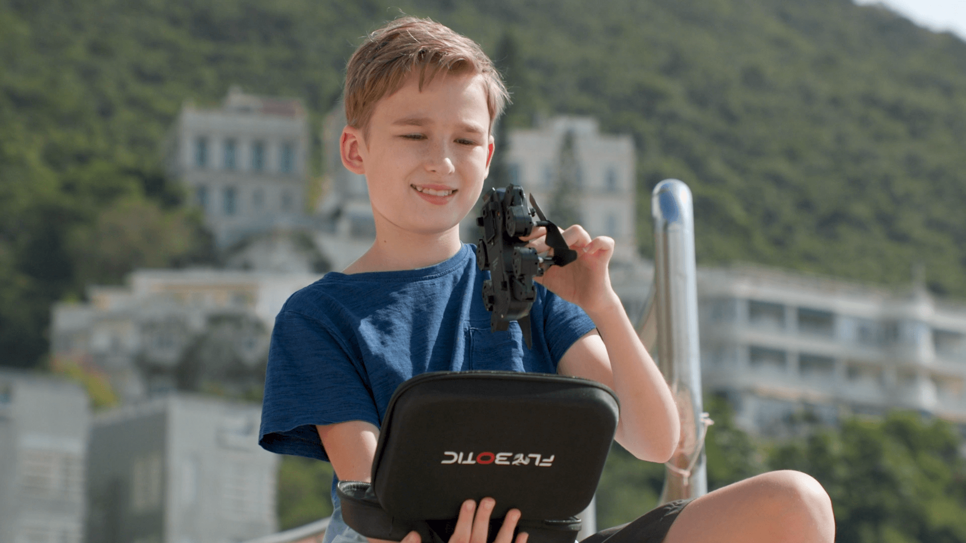 Foldable Drone avec caméra flybotic neuf - Flybotic